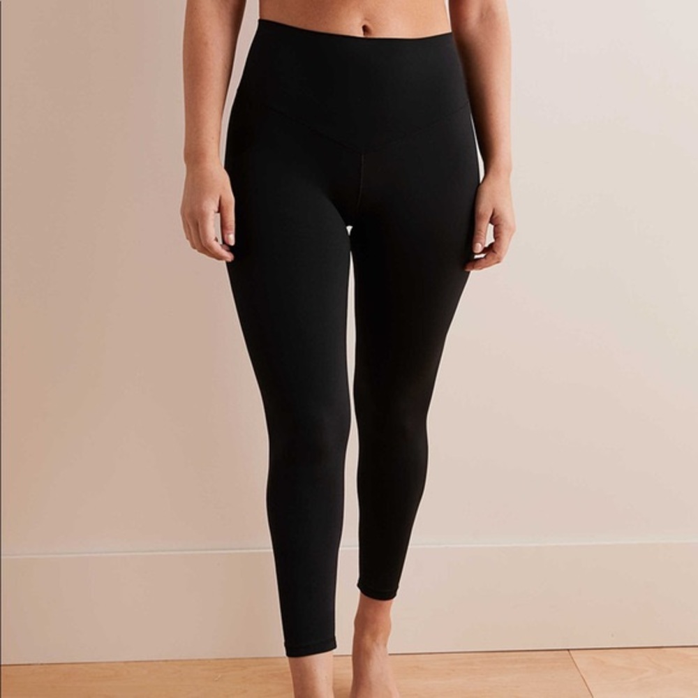 Aerie chill play move black leggings size medium
